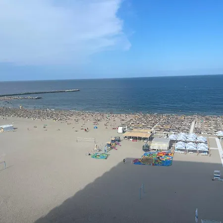 Reyna Sea View Luxury Apartment *