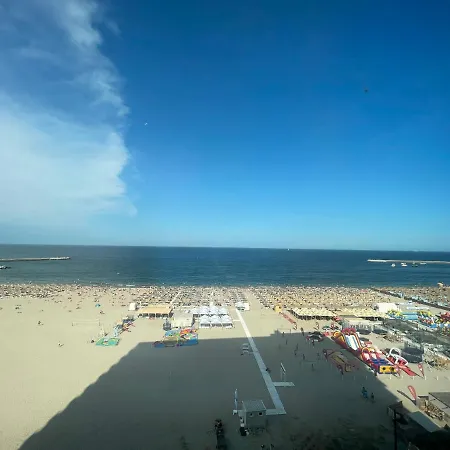 Reyna Sea View Luxury Apartment *