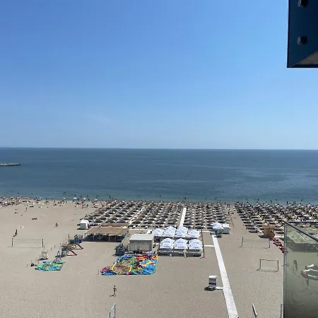 Apartment Reyna Sea View Luxury Constanta