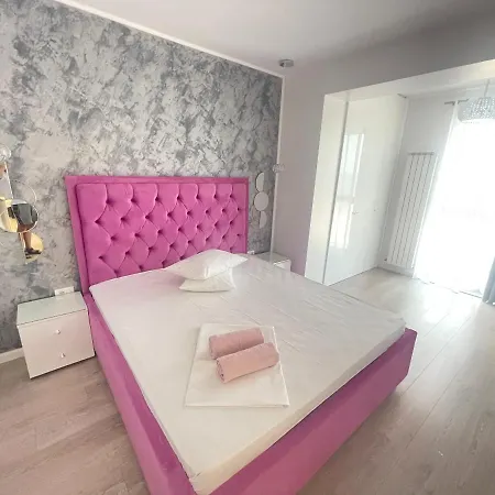 Reyna Sea View Luxury * Constanta